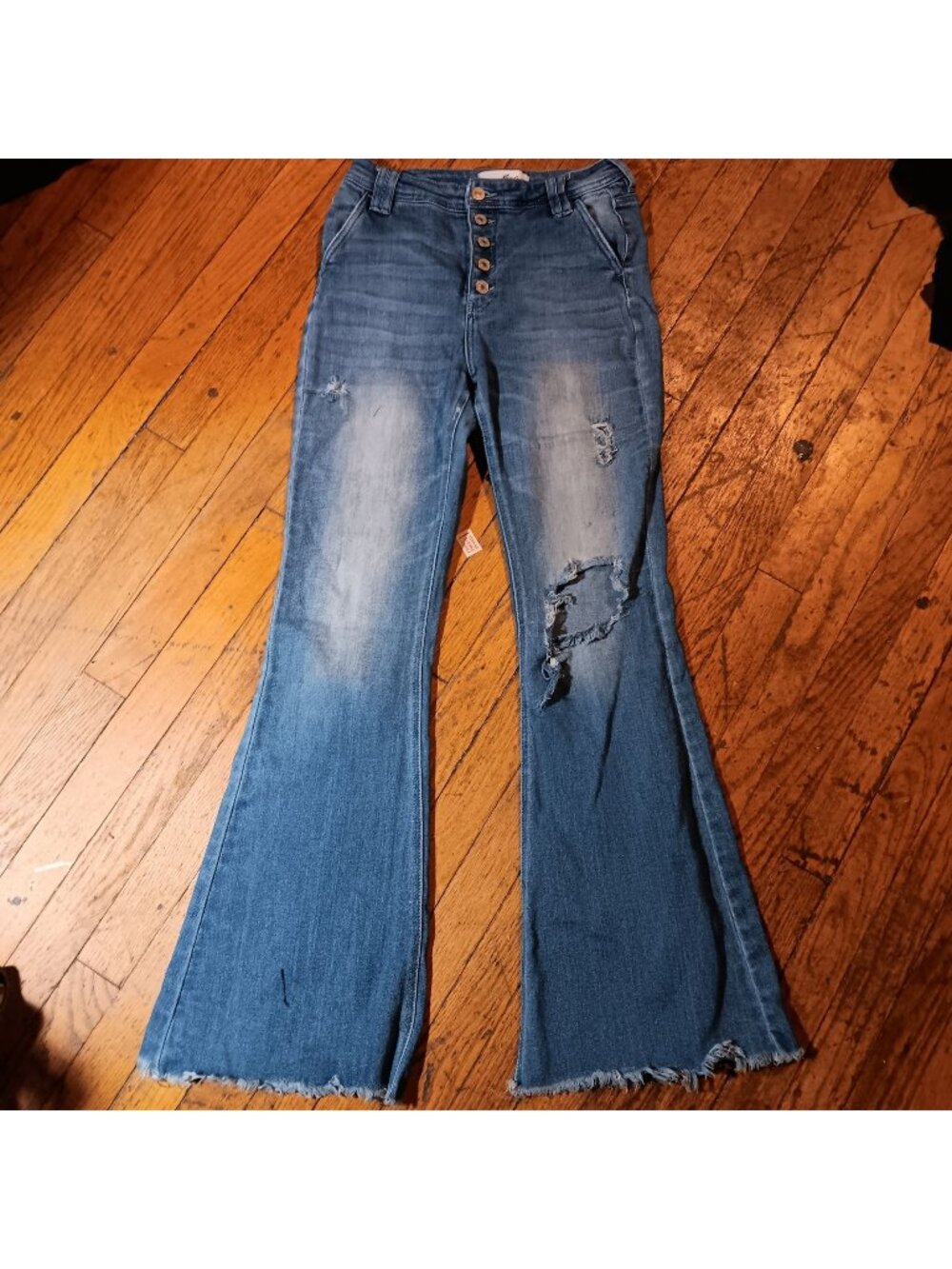 28x32 Kancan Womens 7/27 Jeans Estilo Mid Rise Button Fly Bellbottom Distress